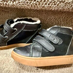 UGG Rennon II Kids Black Boots with Tan Sole